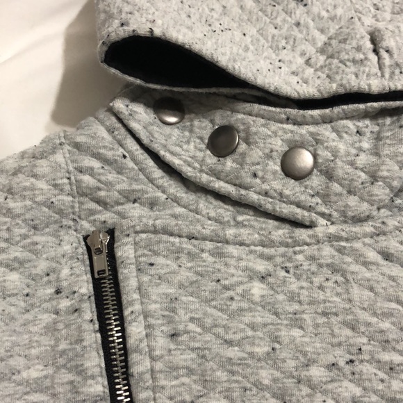 Cute Sweater - Picture 4 of 6